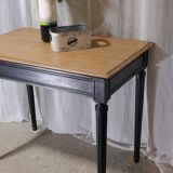 Console noire et bois brut