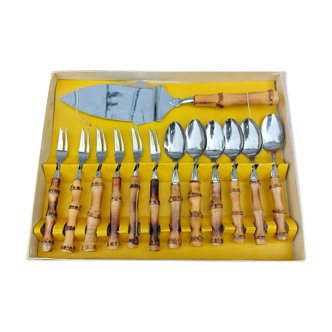 Bamboo dessert cutlery