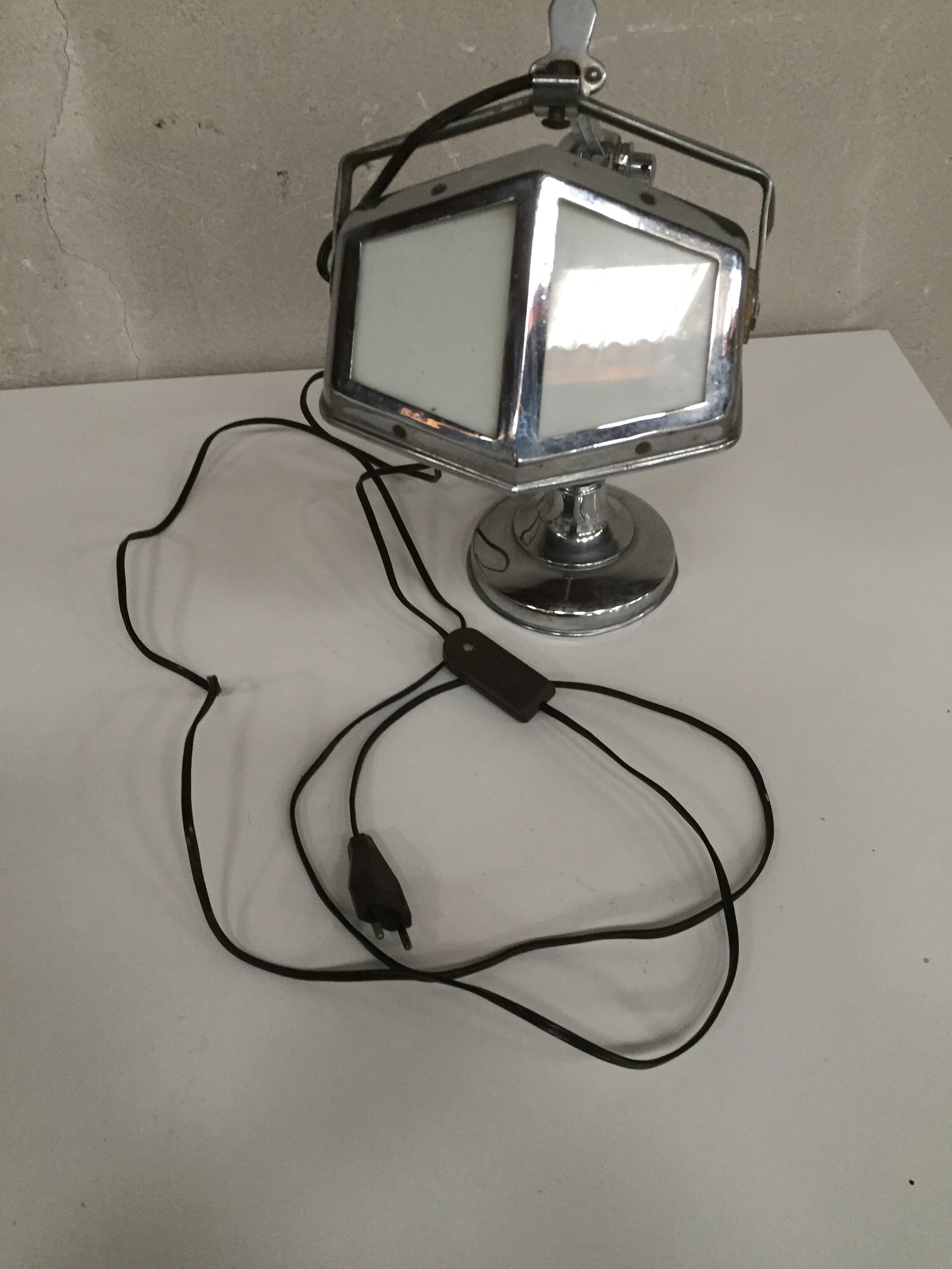 Ants lamp or office pirouette