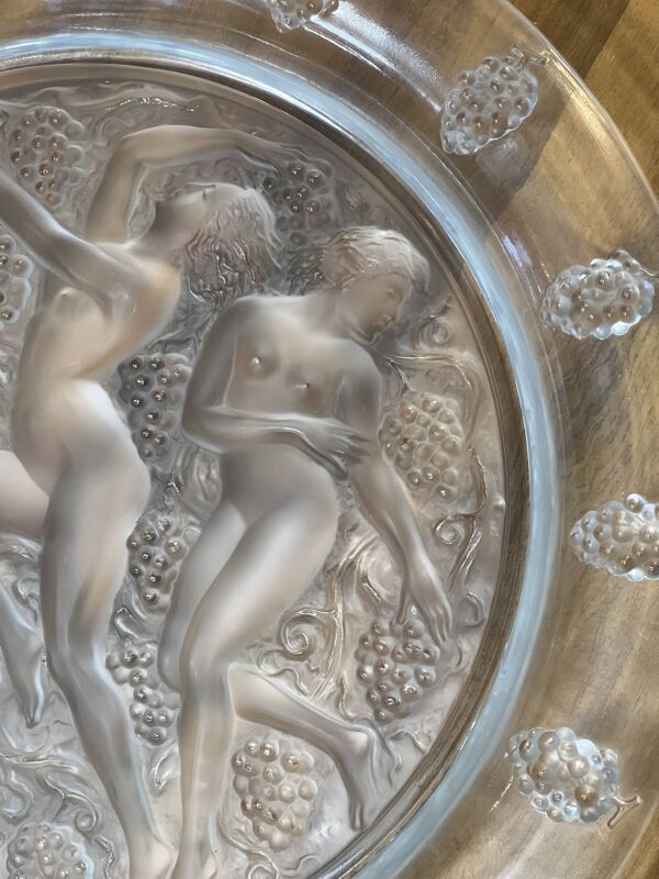 Plat en verre Lalique