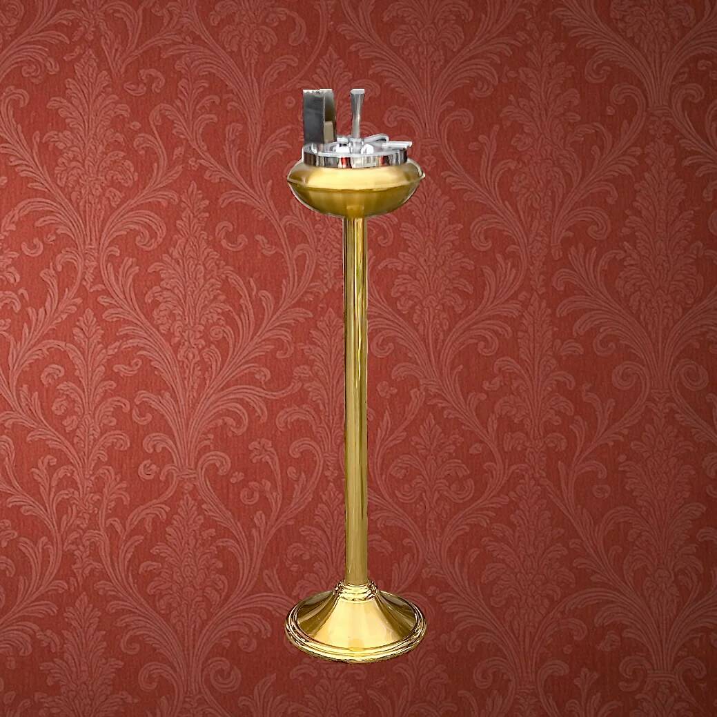 Brass footed ashtray, chrome metal, match display from the 60s and 70s.