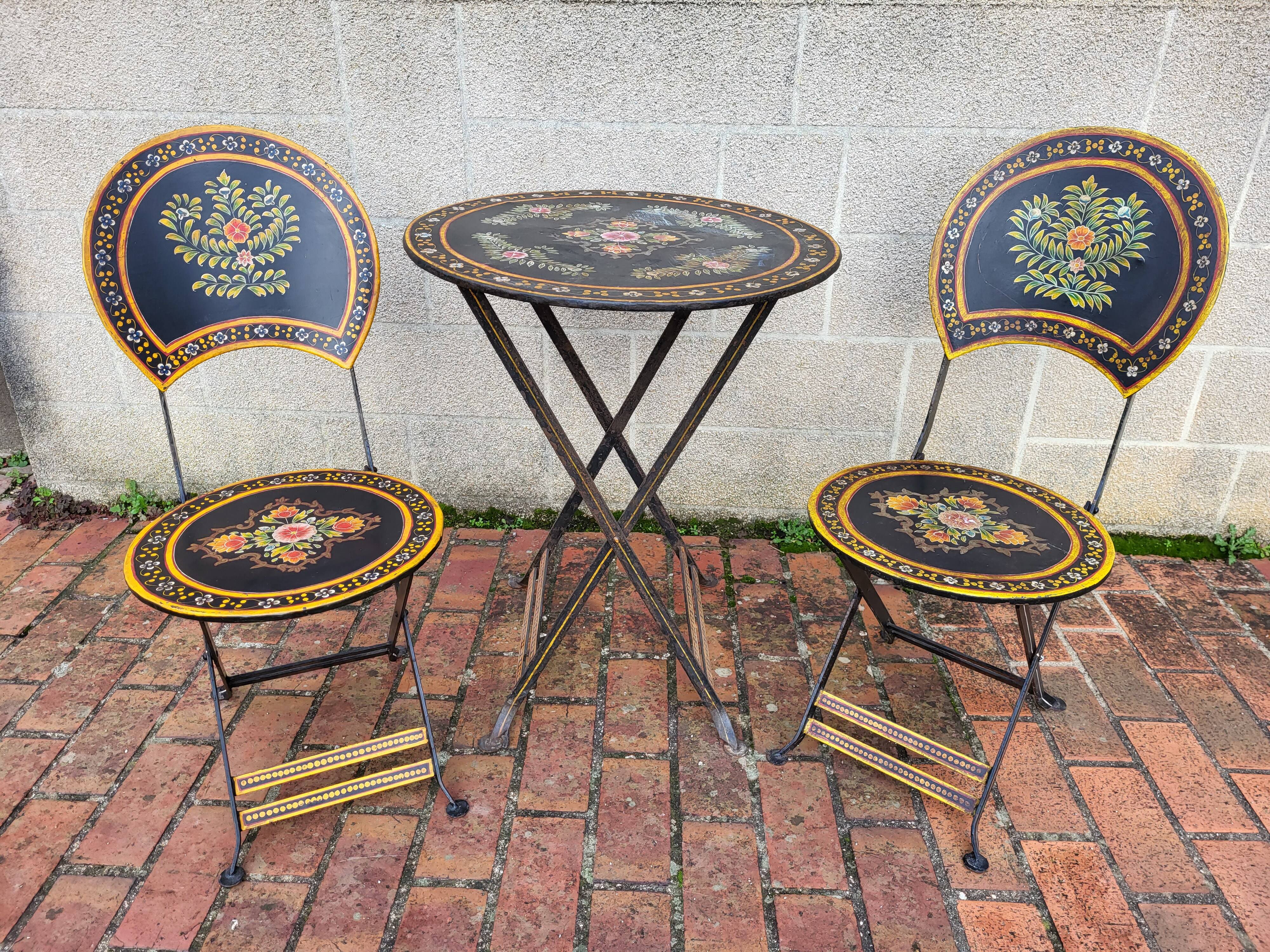 Set folding table and chairs metal Napoleon III style