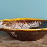 Zoomorphic fish-shaped slipcase in slipware, Vallauris