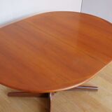 Scandinavian oval table in teak 2 60s extensions