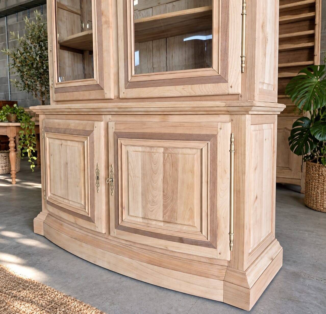 Large antique sideboard in solid cherry wood – Fully sandblasted
