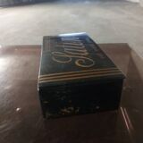 Napoleon III box, Satin cigarette paper