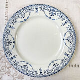 6 flat plates Terre de Fer blue red mismatched