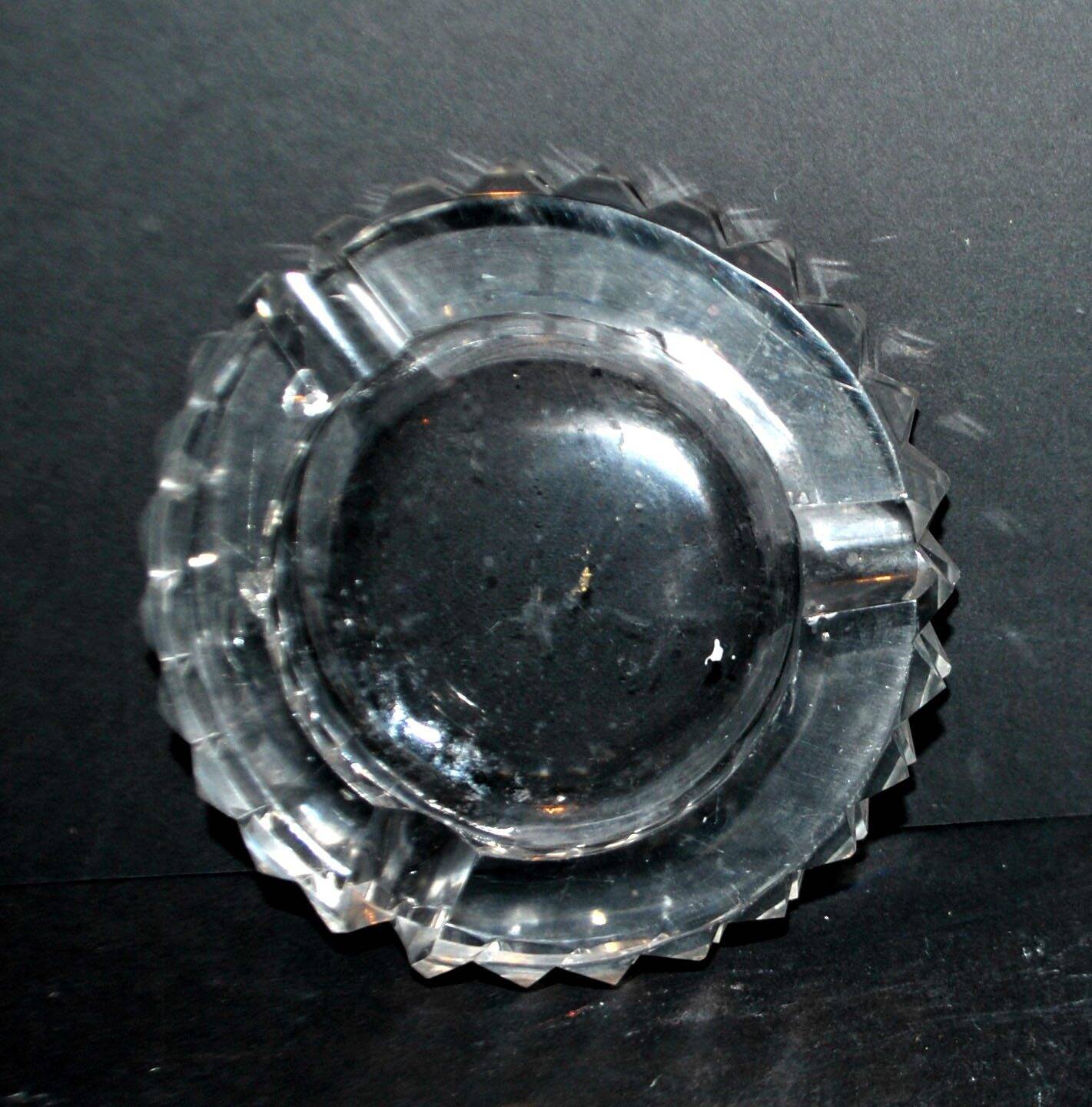 Crystal ashtray Saint-Louis model Diamond Art Deco size 11167