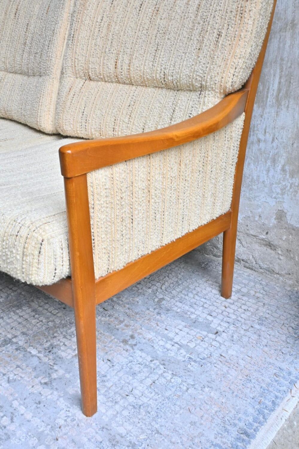 Canapé 3 places Mid-Century Design Scandinave Teck et Tissu