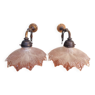 Pair of pendant lights in bronze and scalloped transparent glass