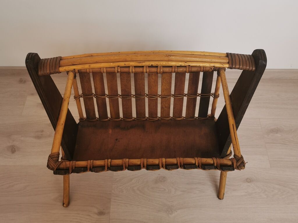 Vintage rattan magazine door
