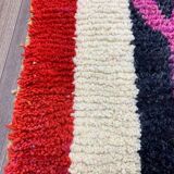 Handmade Berber rug in pure wool, artisan style, size 150 x 250 cm