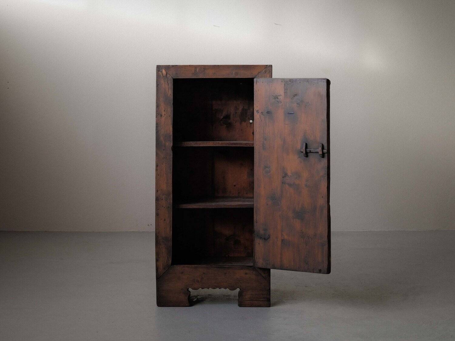 Bonnetière alpine en sapin – Piémont, XVIIIᵉ siècle, art populaire