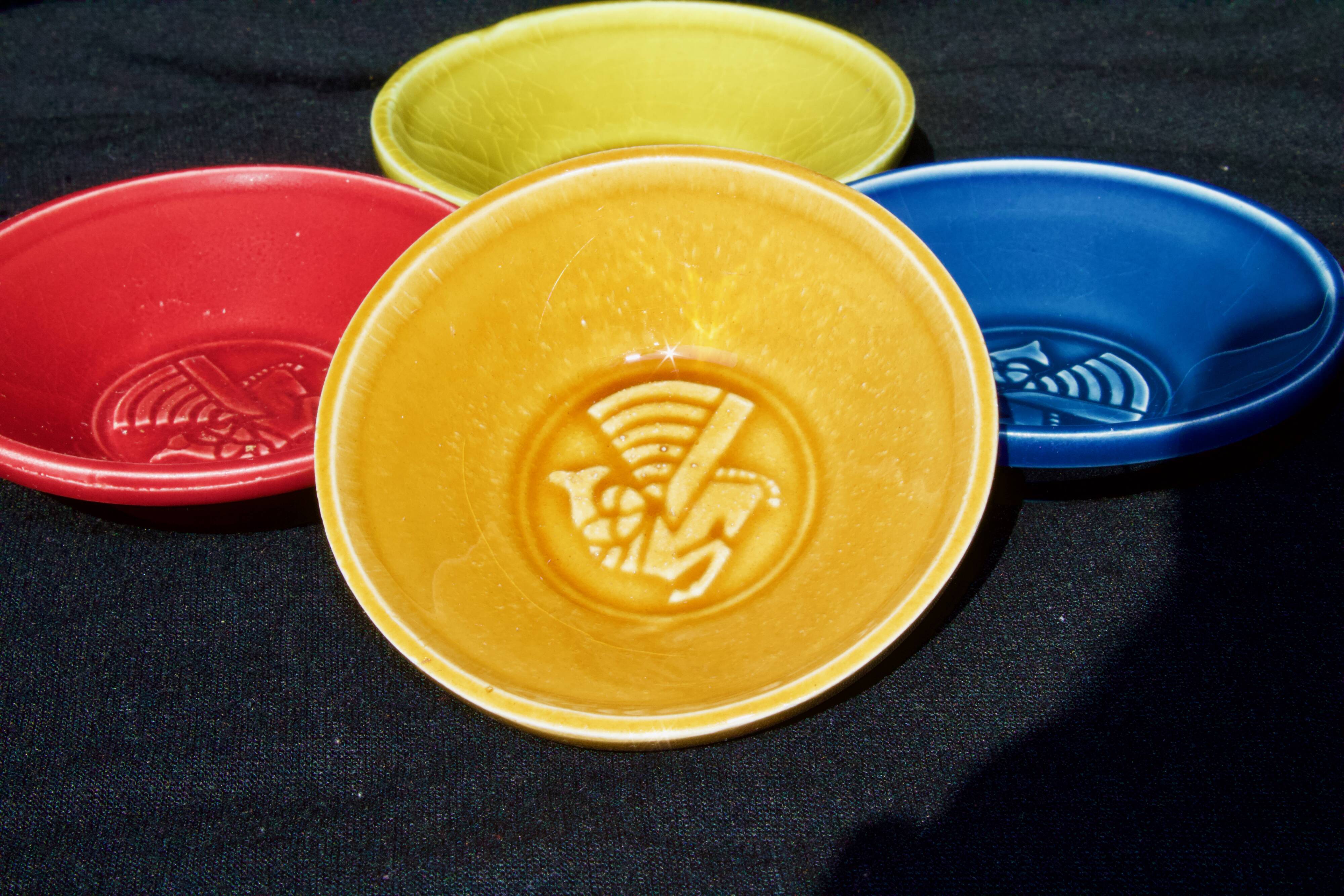 Air France : Old ashtrays / pocket drains / advertising cups in porcelain 1950's