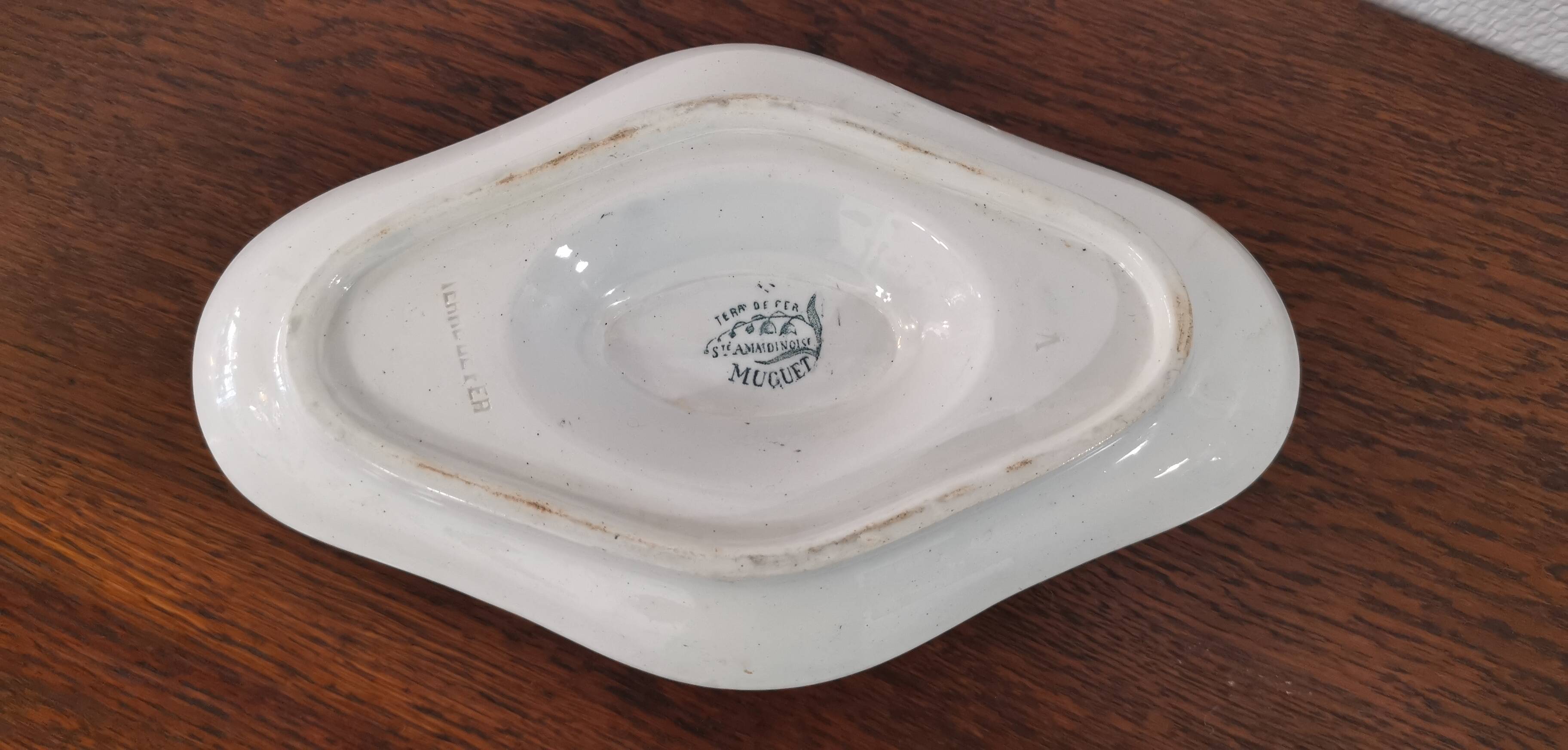 Gravy boat on pedestal with handles Terre de fer St Amand amandinoise "lily of the valley"