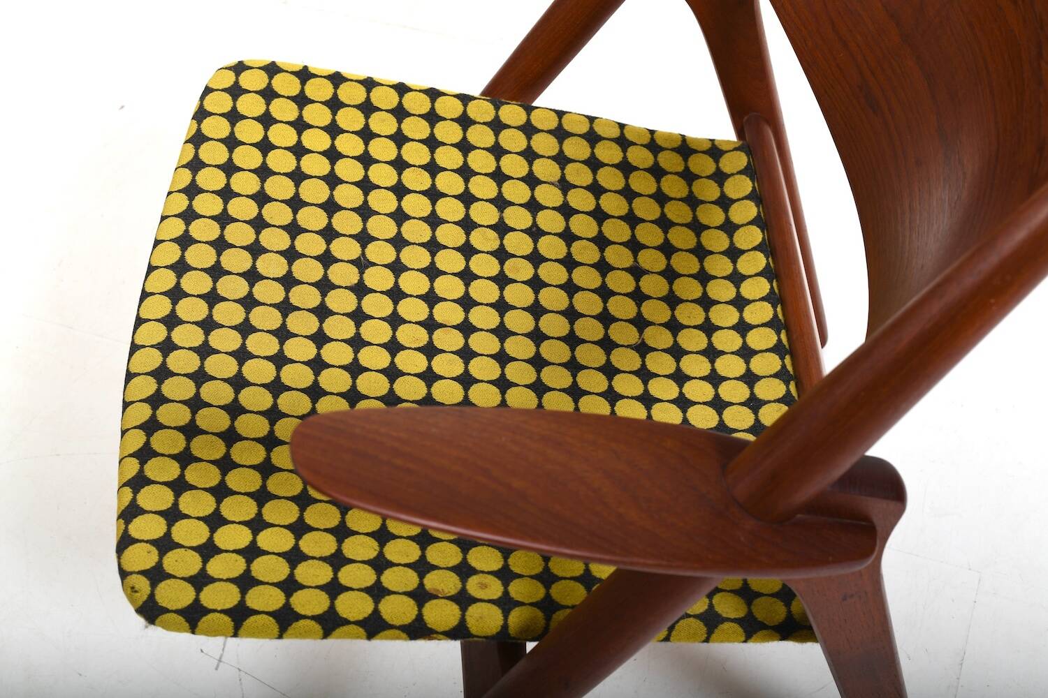 CH-28 Teak and Unika Vaev Easychair by Hans J. Wegner 1960s