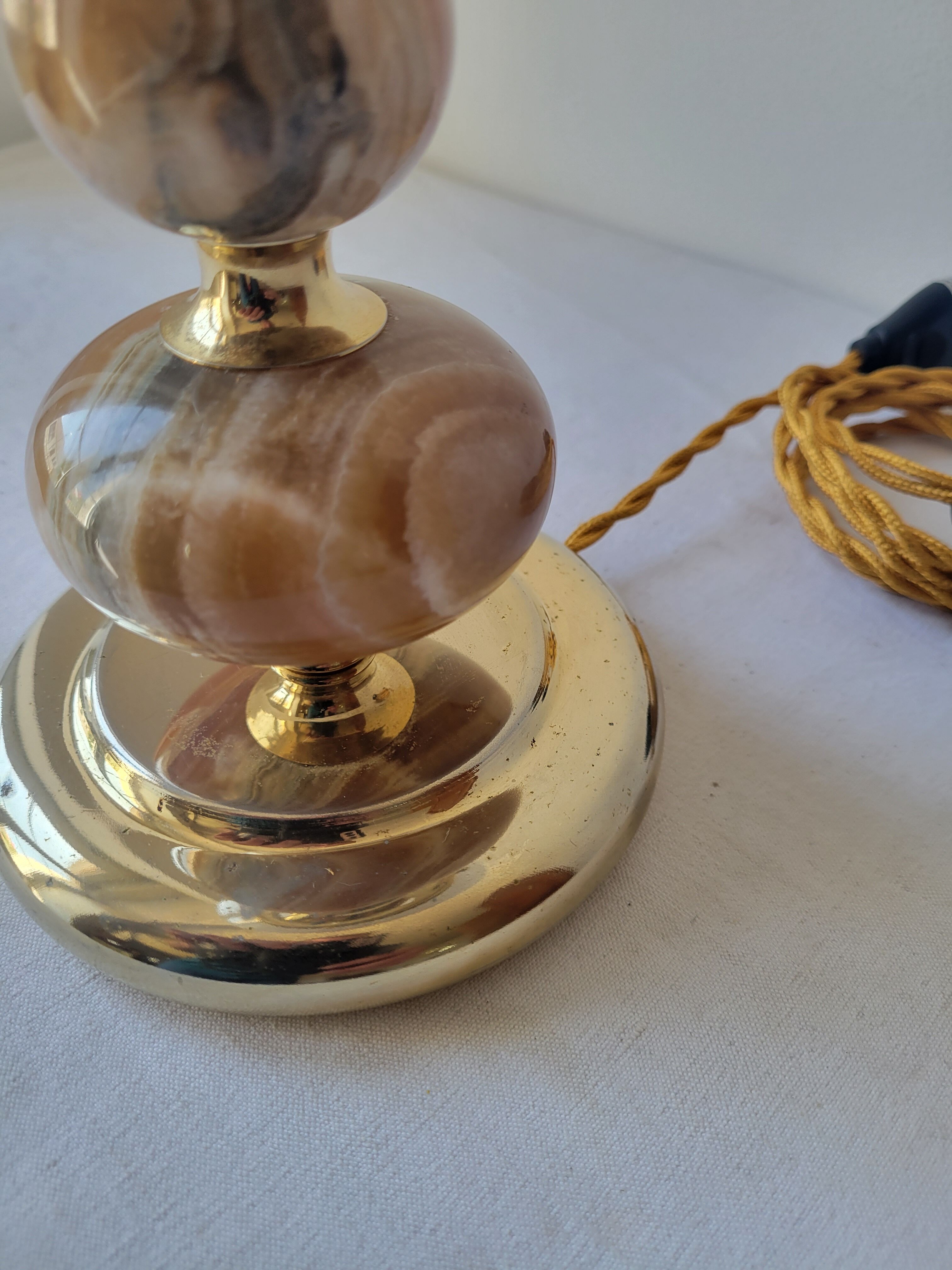 Onyx and opaline lamp