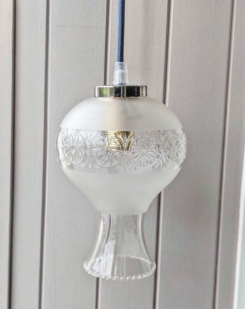 Transparent vintage portable lamp