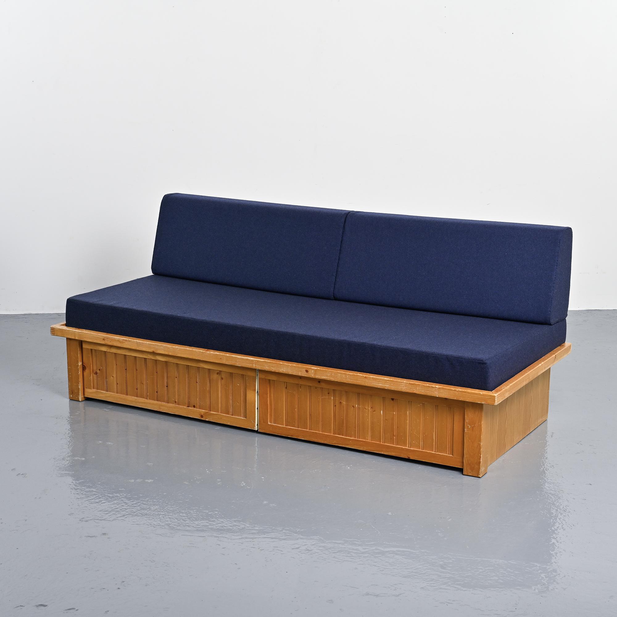 Charlotte Perriand, banquette Les Arcs vers 1973