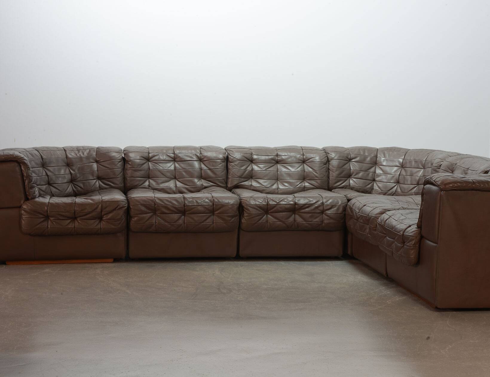 De Sede DS11 Patched Brown Leather Modular Sofa 6 Elements. Germany, 1970s