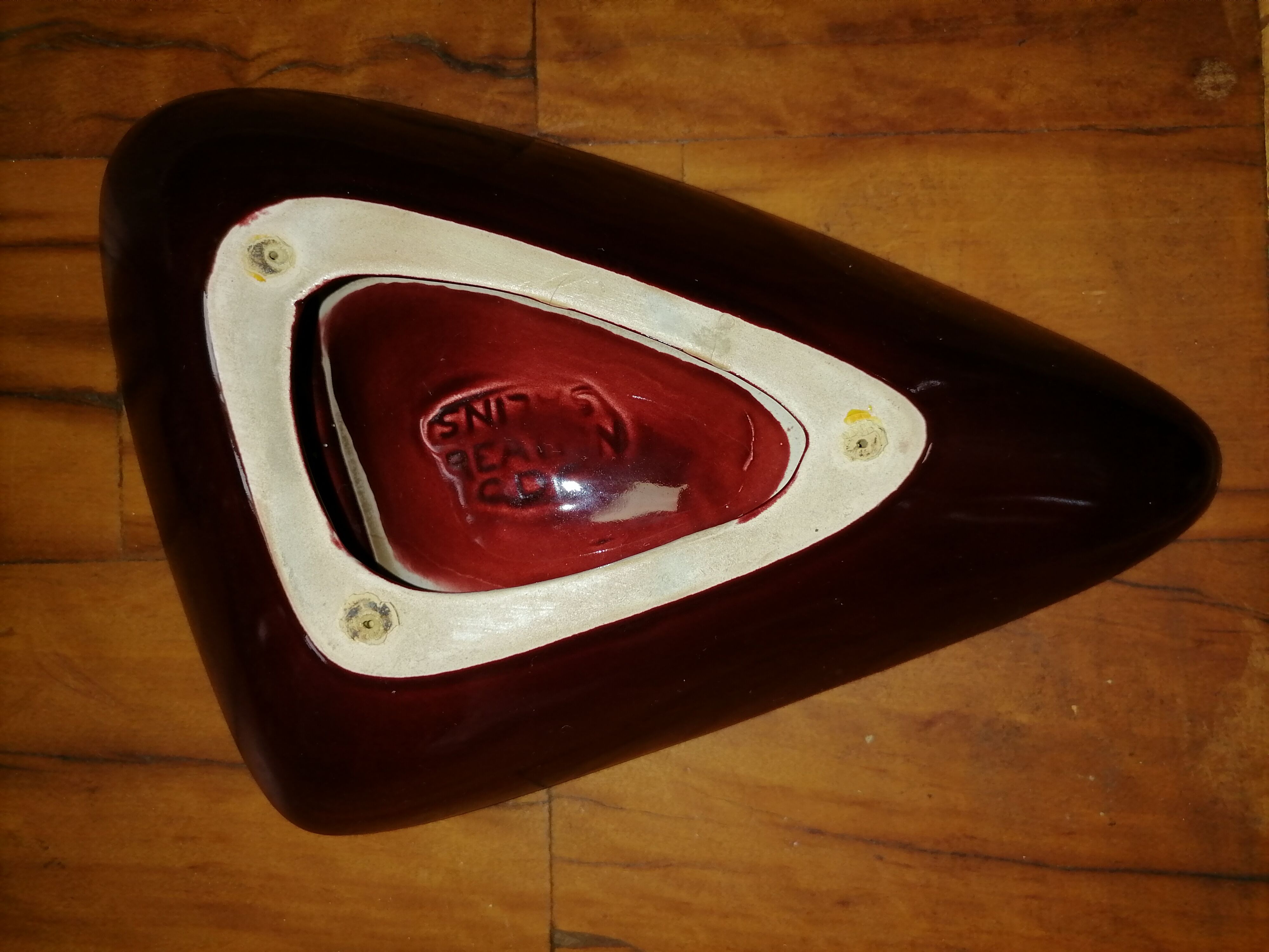 Advertising ashtray
