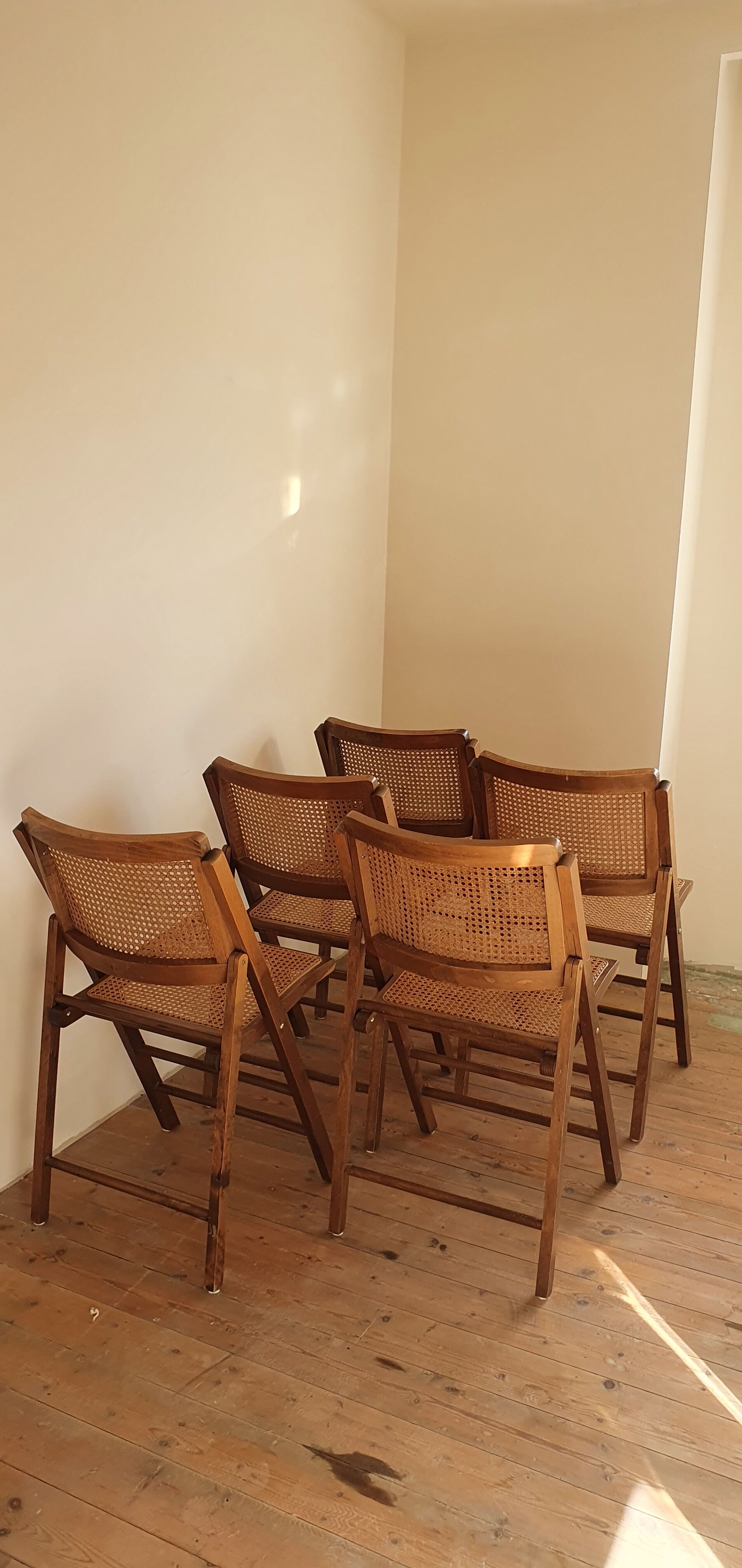 Set of 5 foldable cannate chairs (50s-60s)