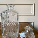 Glass whiskey decanter