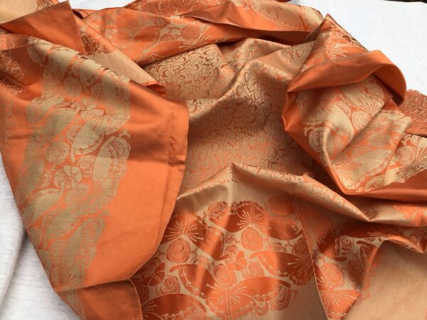 Nappe papillons corail et 12 serviettes