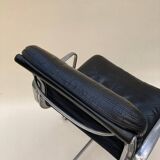 Fauteuil de bureau Charles eames EA 217