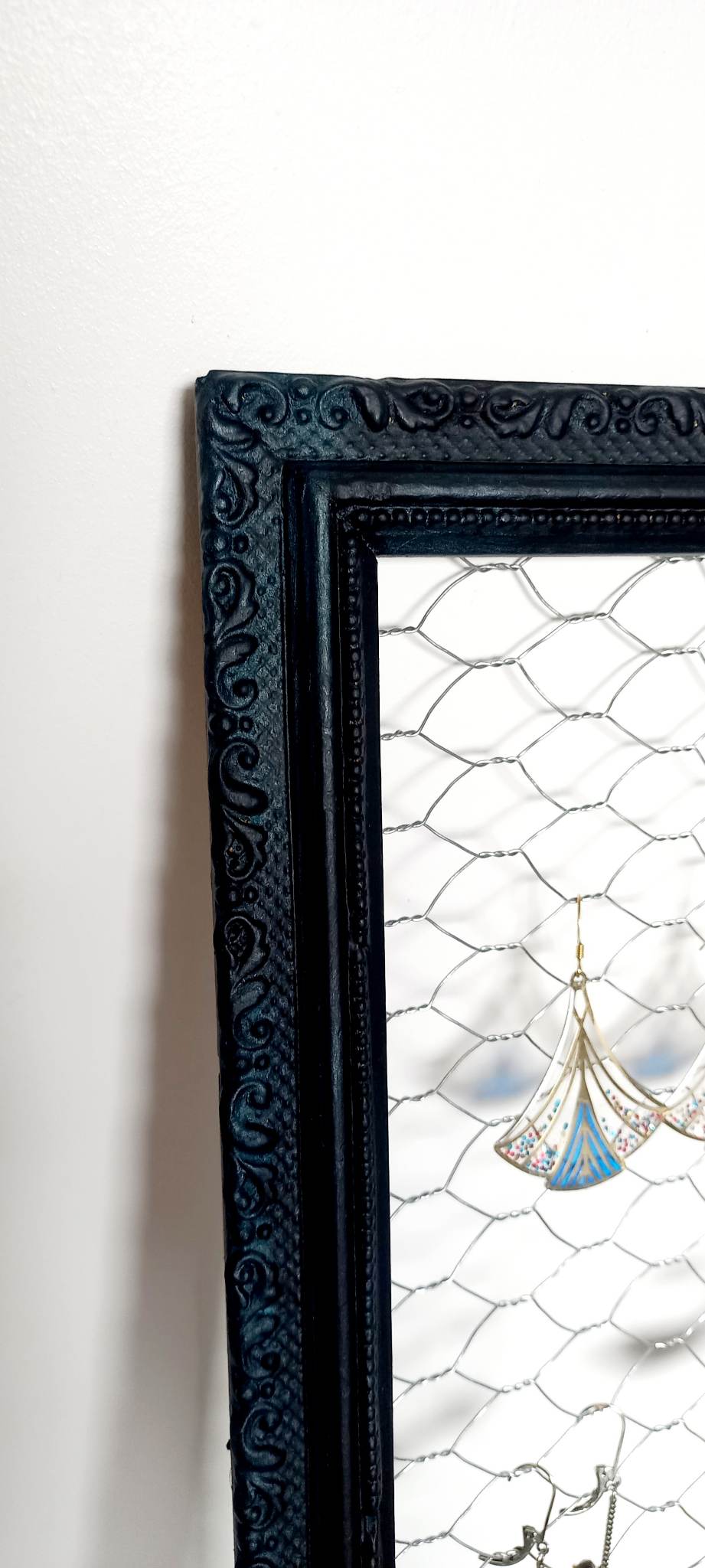 Old frame photo holder or jewelry holder