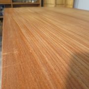 Table scandinave en teck massif des années 60
