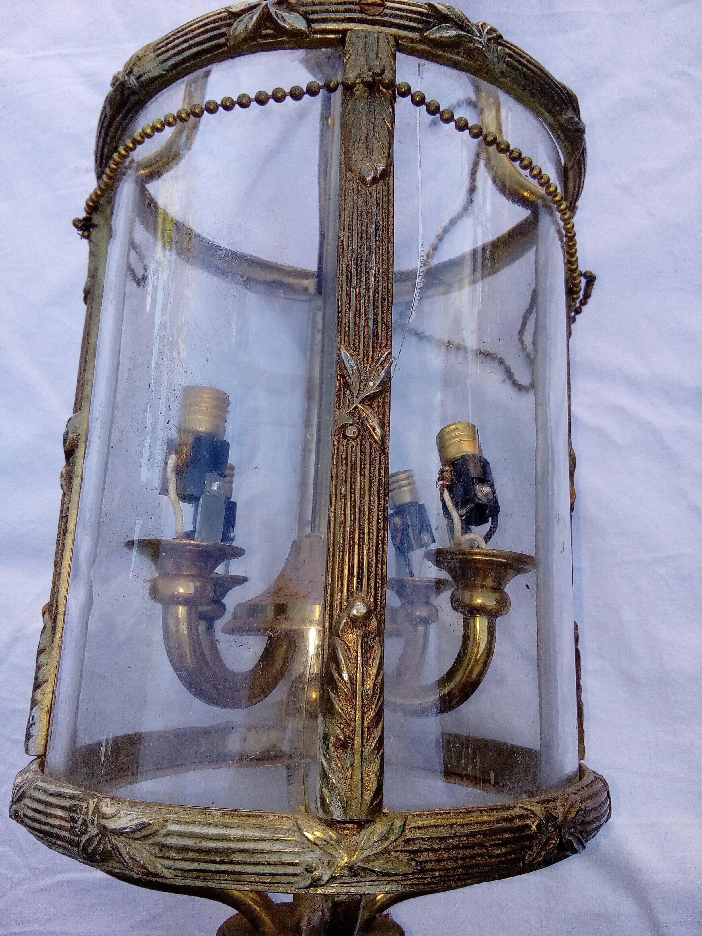 4-light lantern with bulging glass