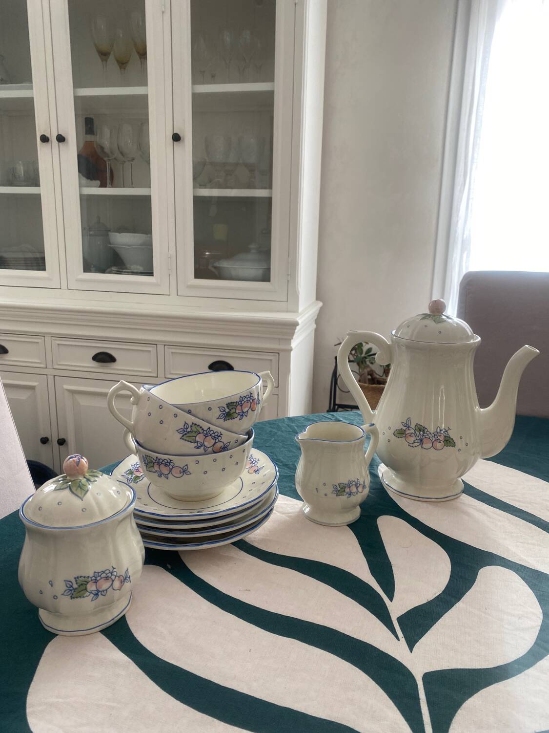 Gien tea service
