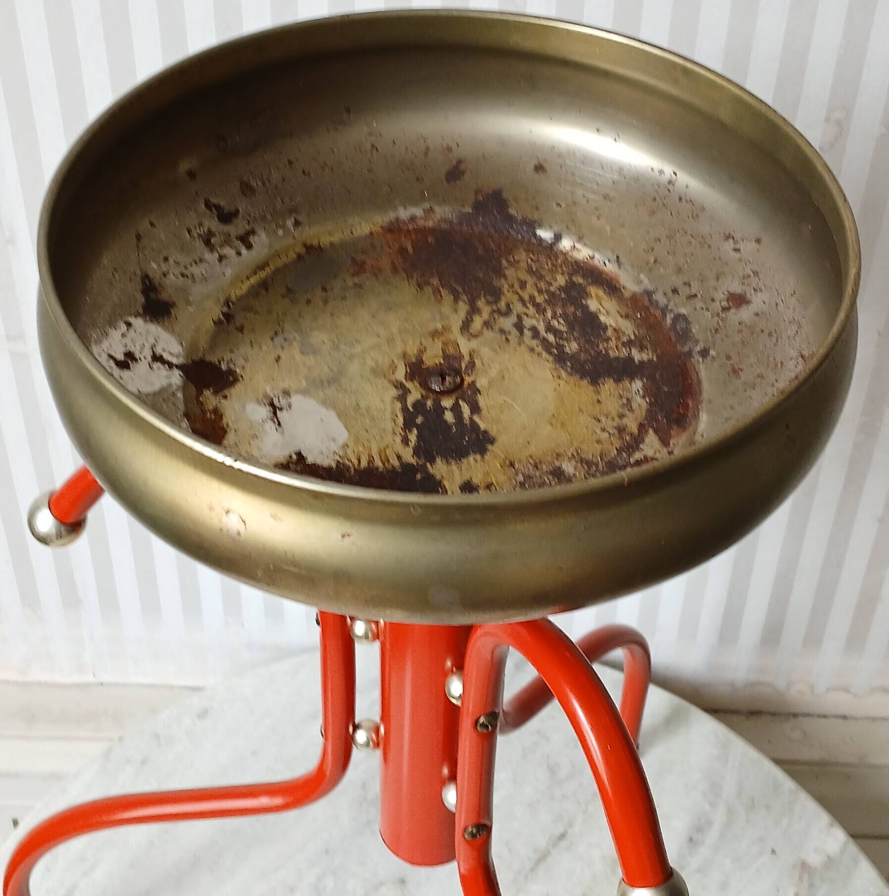 Red & gold metal tripod plant holder