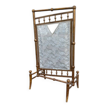 Old gilded wooden screen – Japanese-style fabric