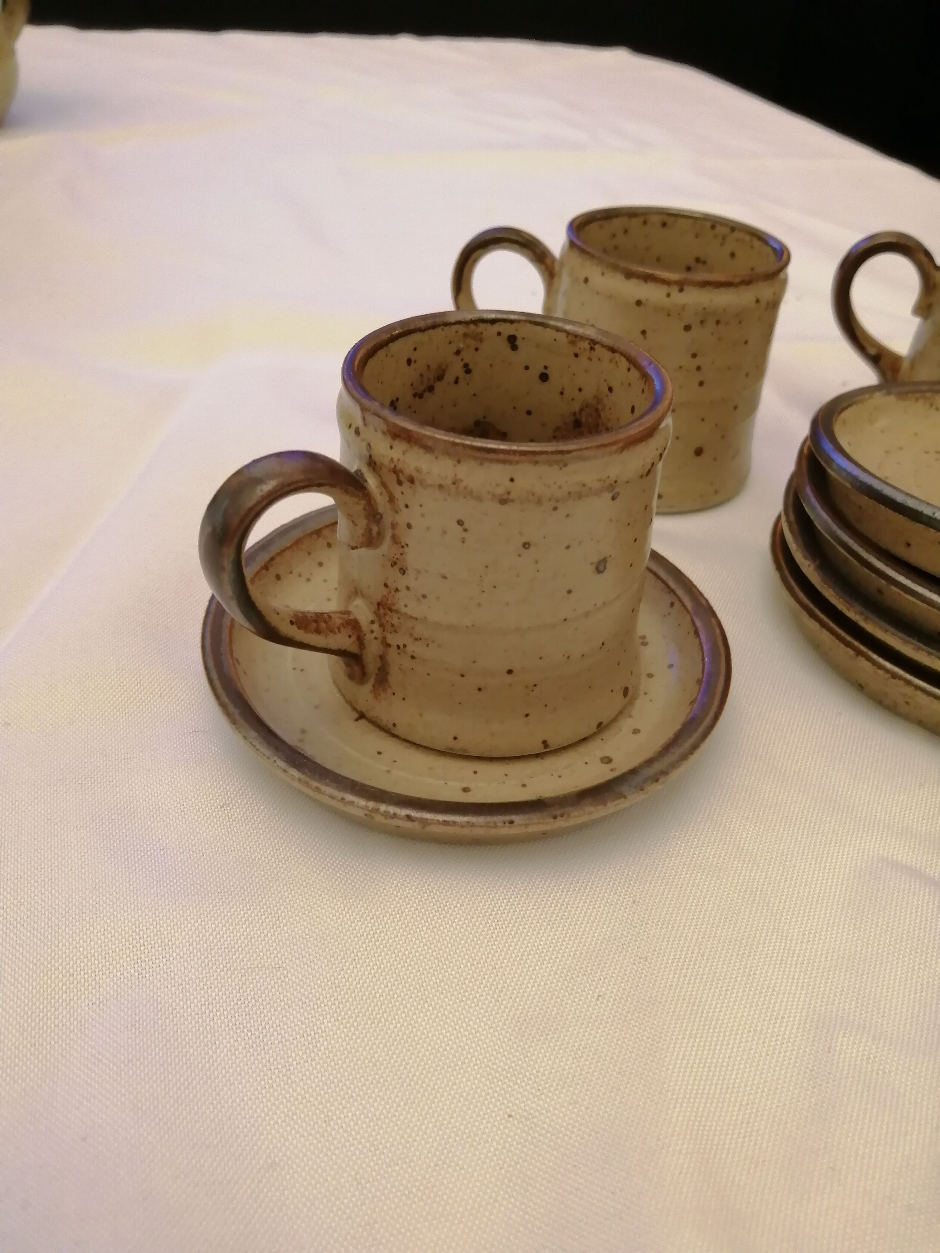 Sandstone cups