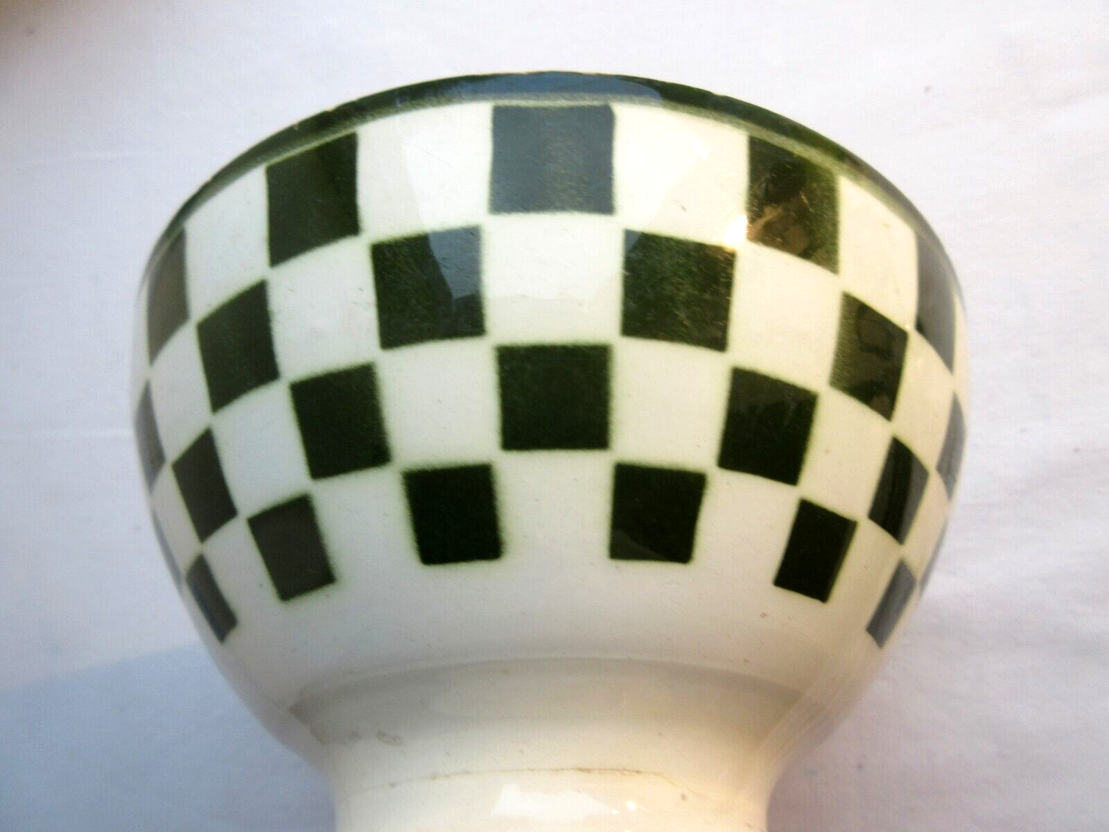 Old Art Deco bowl, green checkerboard décor, Badonviller