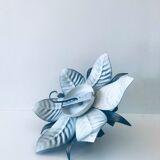 Black metal flower ceiling light