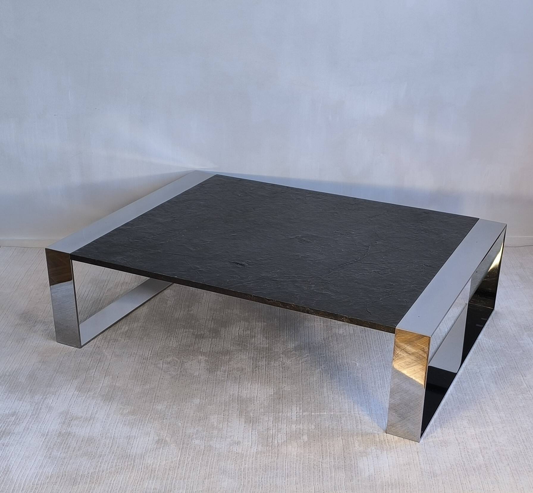 Exceptional large coffee table "RING" signed ORSENIGO by Mauro Lippar.