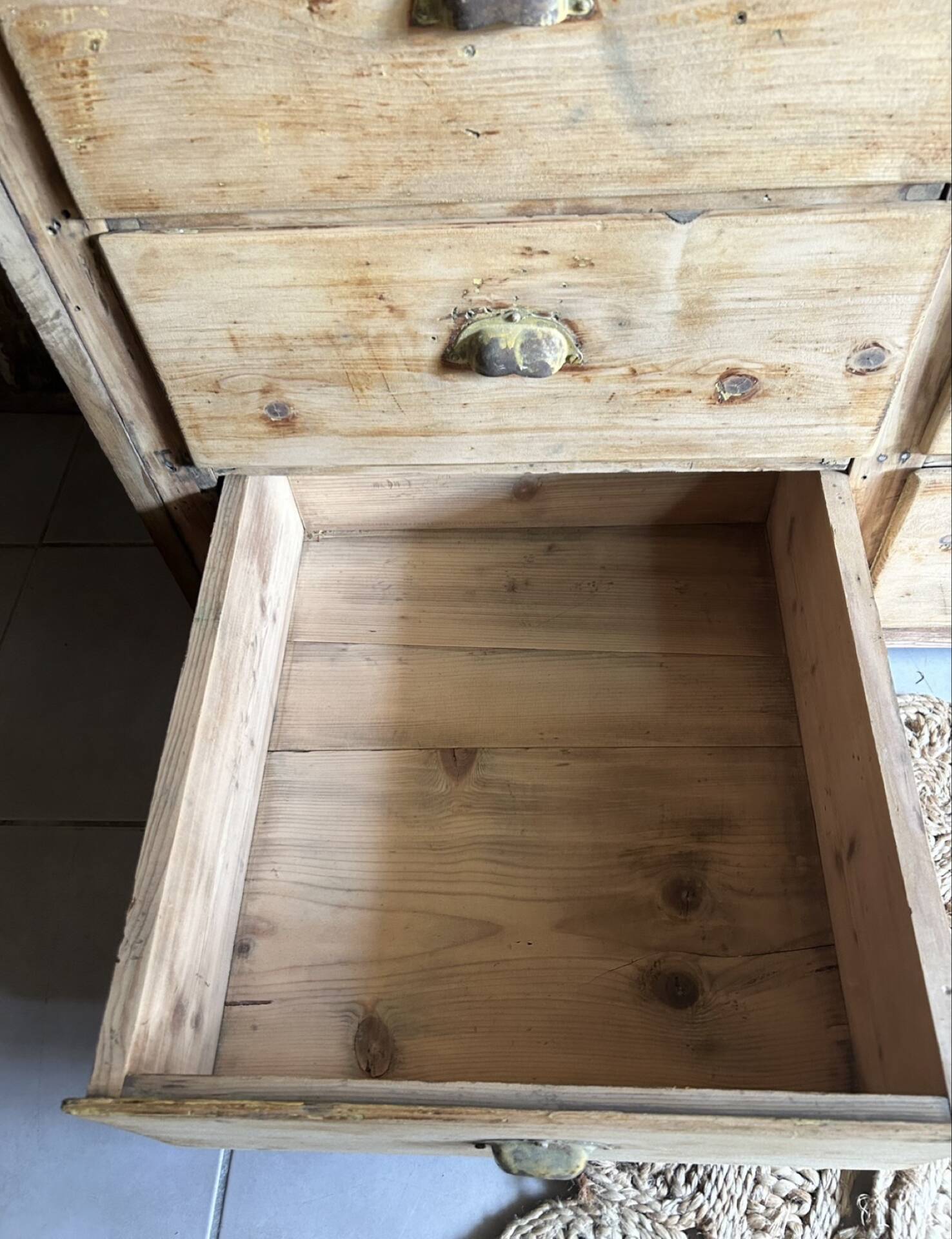 Ancien meuble de métier, comptoir