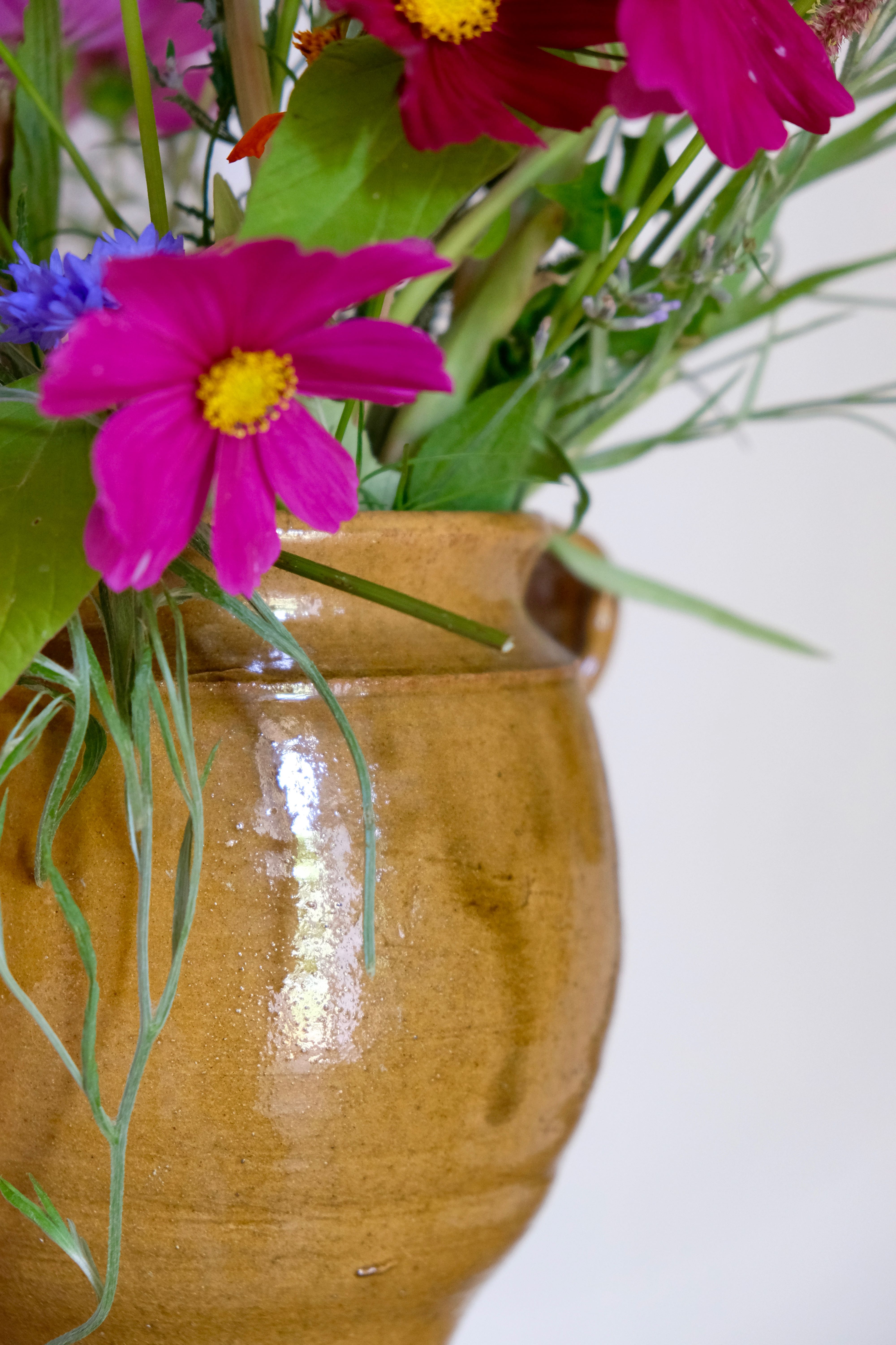 Glazed terracotta grease pot / jar