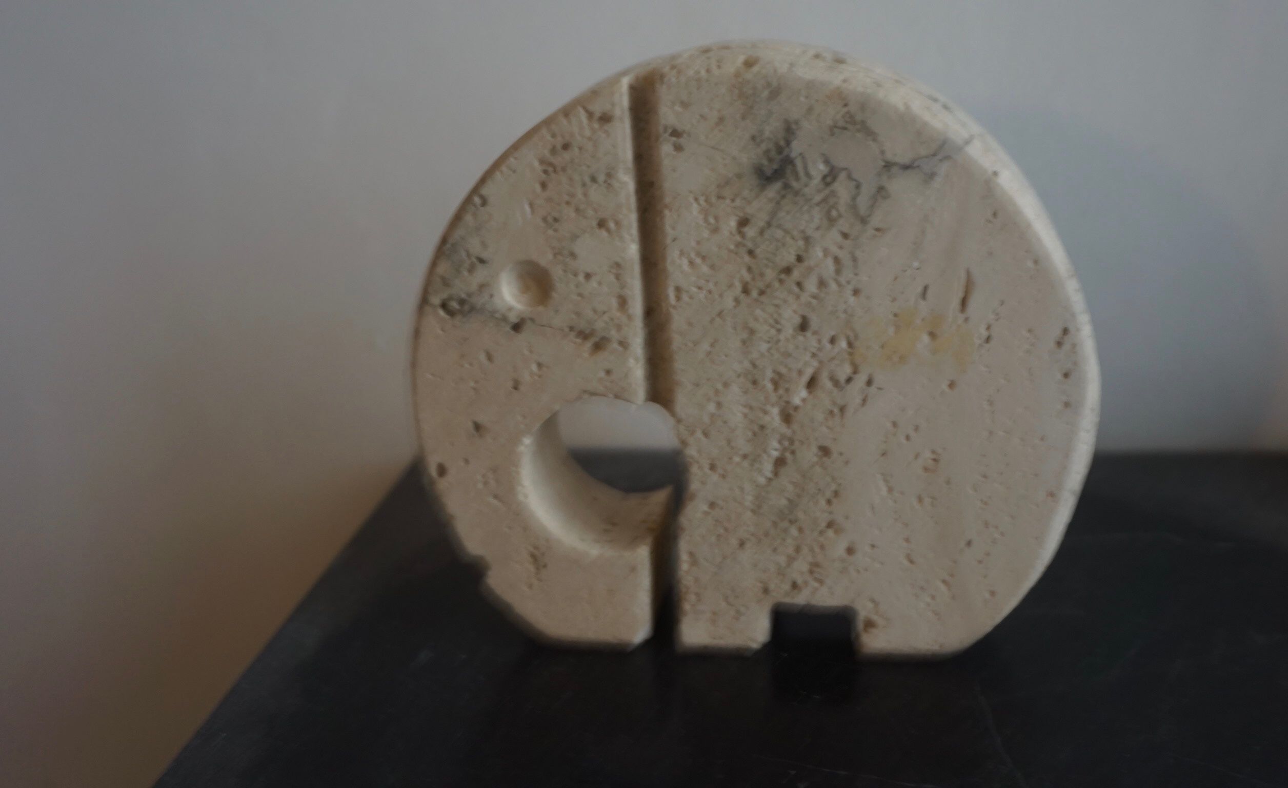 Elephant in travertine of the Fratelli Mannelli 1970