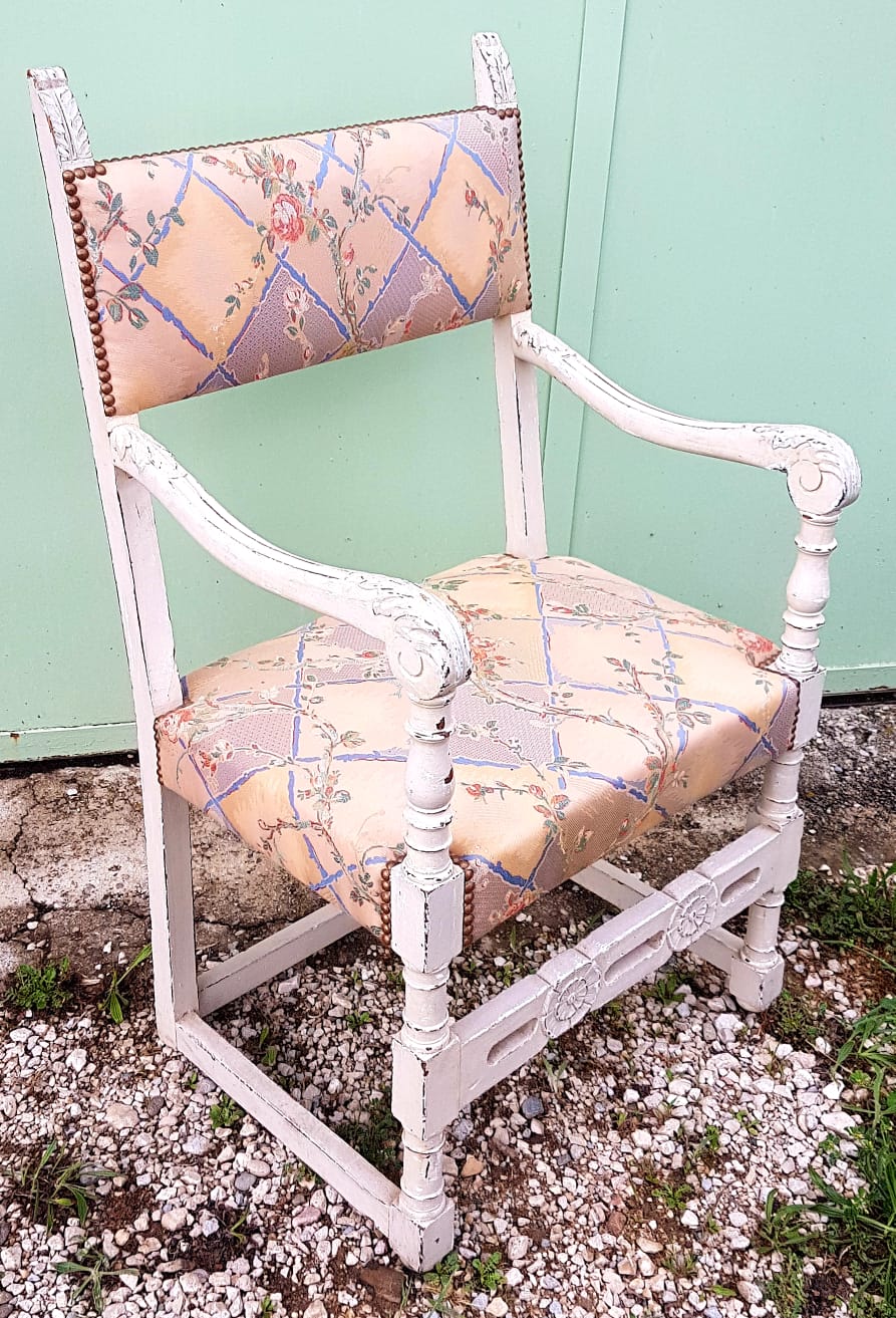 Louis XIII style chair