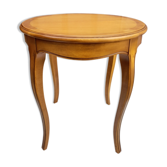 Table d'appoint en chataignier teinté merisier hauteur 68 cm