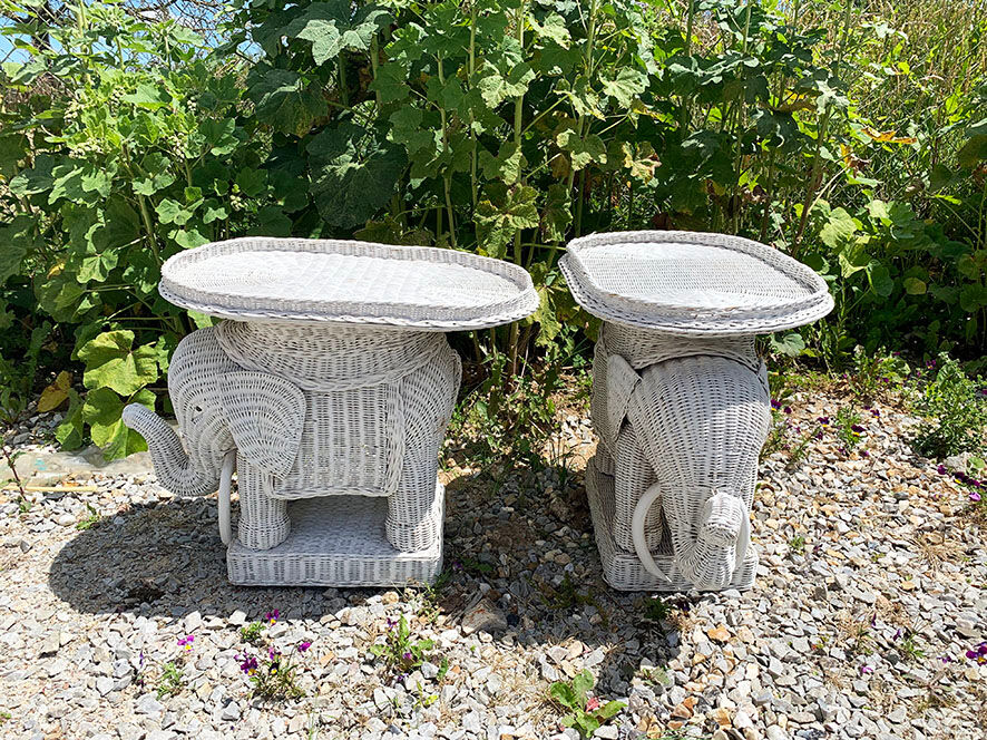 Old white rattan living room: 5 pieces of furniture