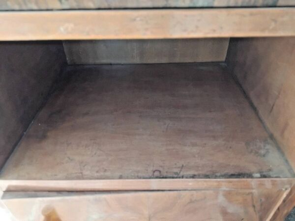 Ancienne Table De Nuit En Bois Avec Plaque De Marbre Vintage