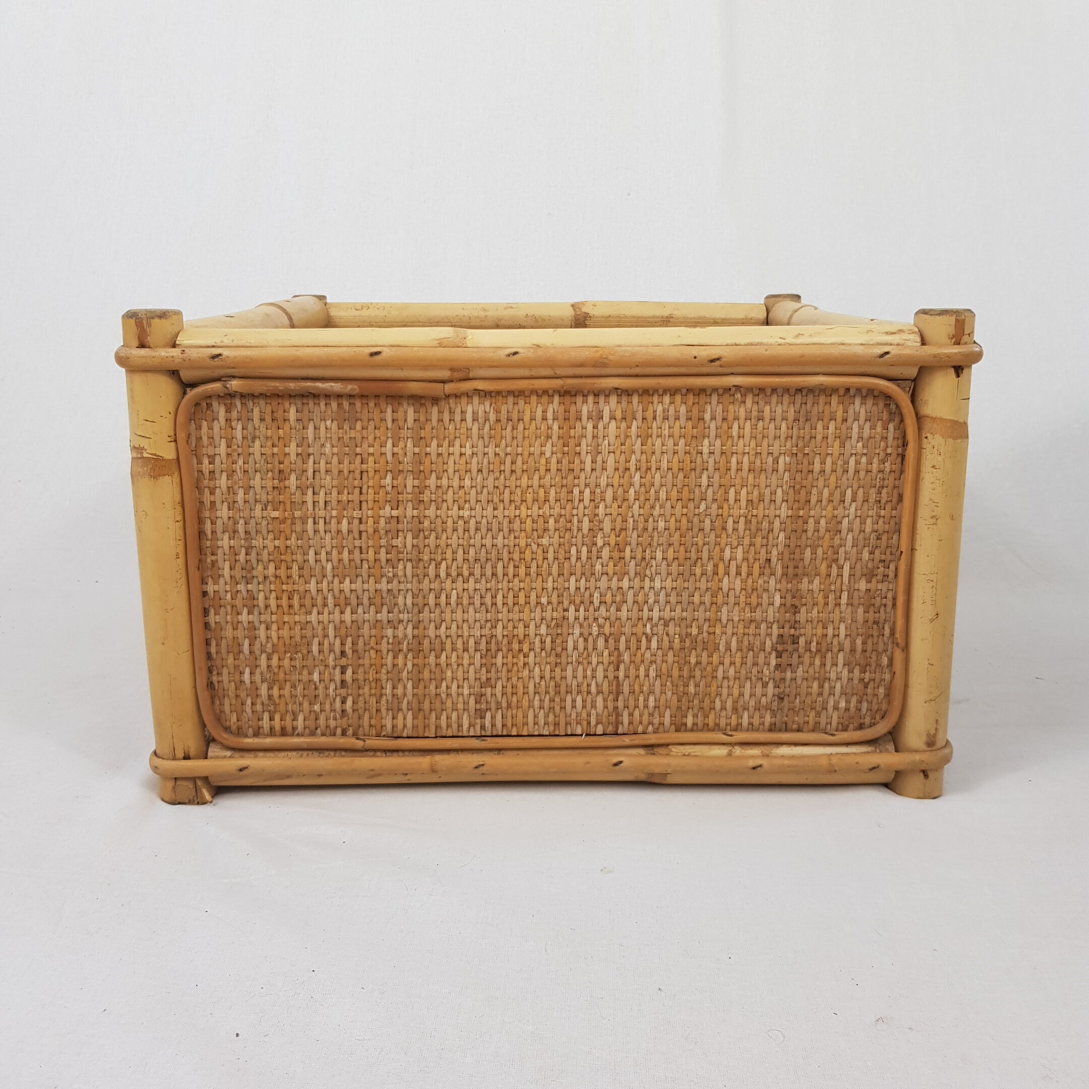 Square-shaped indoor gardener in vintage rattan bamboo