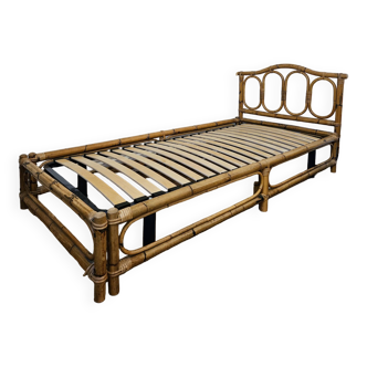 Vintage 1-seater rattan bed from the 50s/60s