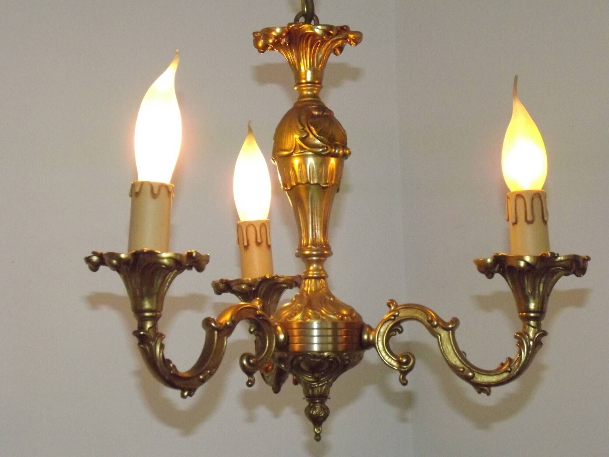 Quality Stamped Bronze French Mid-Century 3-Light Traditional Chandelier