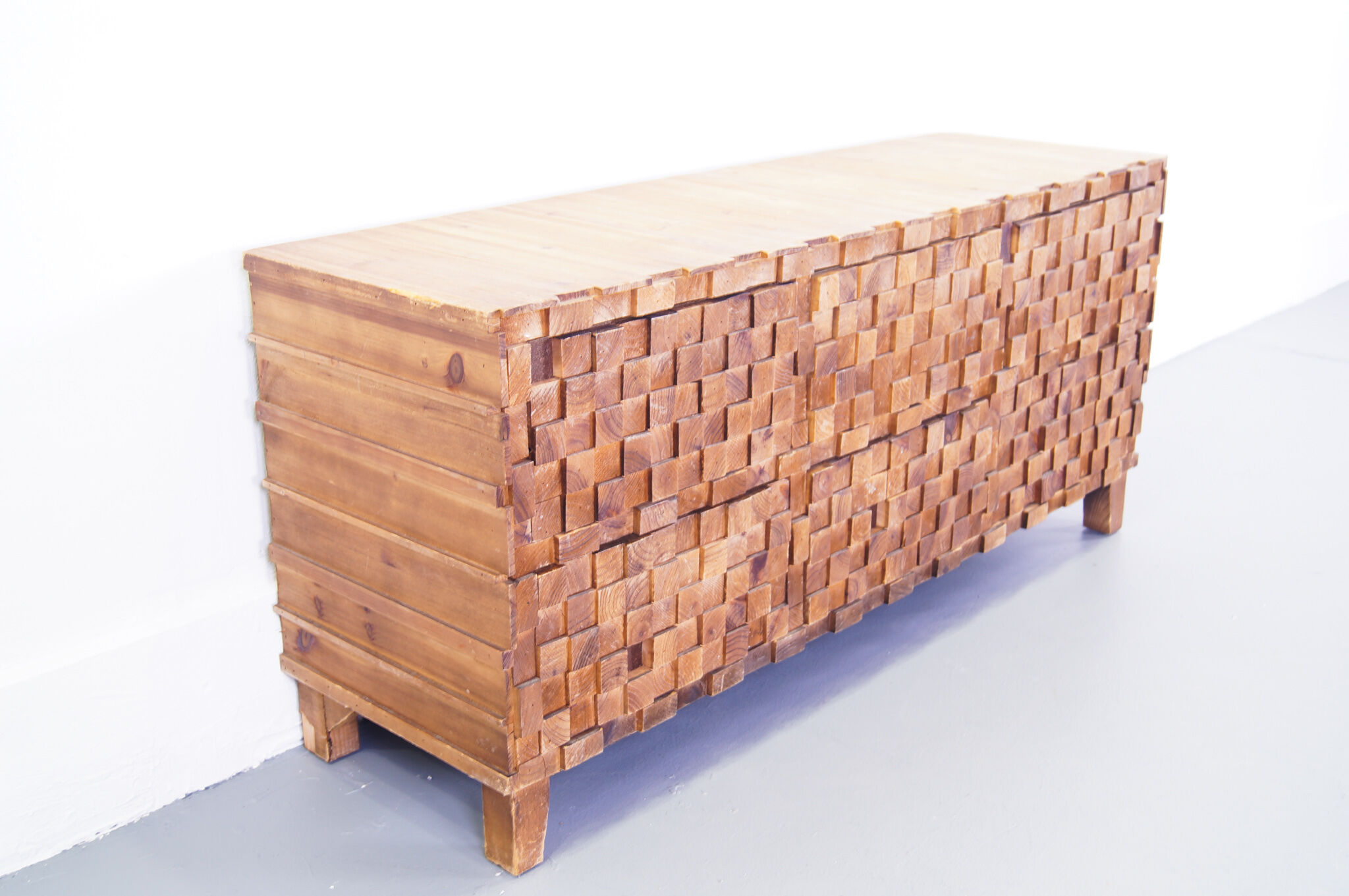Commode en bois